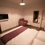 Sidi - Free Parking, Fast Wifi Connection And Breakfast Included Hotel Tirana