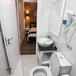 Sidi - Free Parking, Fast Wifi Connection And Breakfast Included Tirana