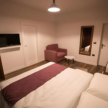 Sidi - Free Parking, Fast Wifi Connection And Breakfast Included Hotel Tirana