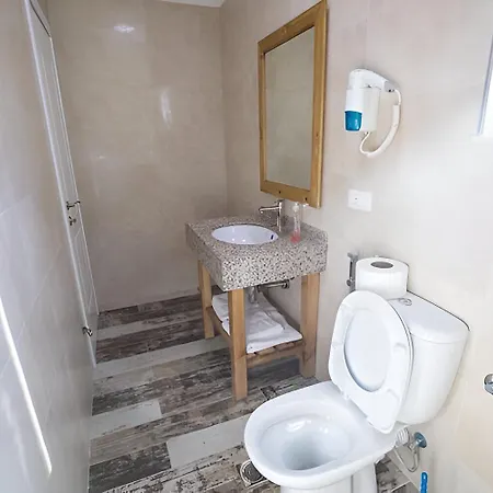 Sidi - Free Parking, Fast Wifi Connection And Breakfast Included