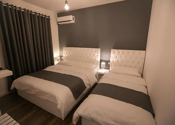Sidi - Free Parking, Fast Wifi Connection And Breakfast Included Tirana