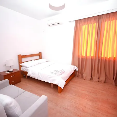 Sidi - Free Parking, Fast Wifi Connection And Breakfast Included Otel