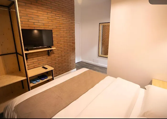 Hotel Sidi - Free Parking, Fast Wifi Connection And Breakfast Included