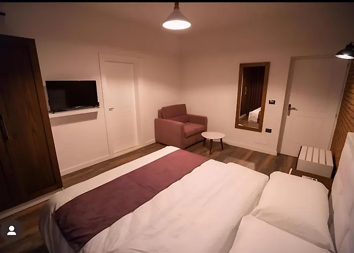 Sidi - Free Parking, Fast Wifi Connection And Breakfast Included 3*