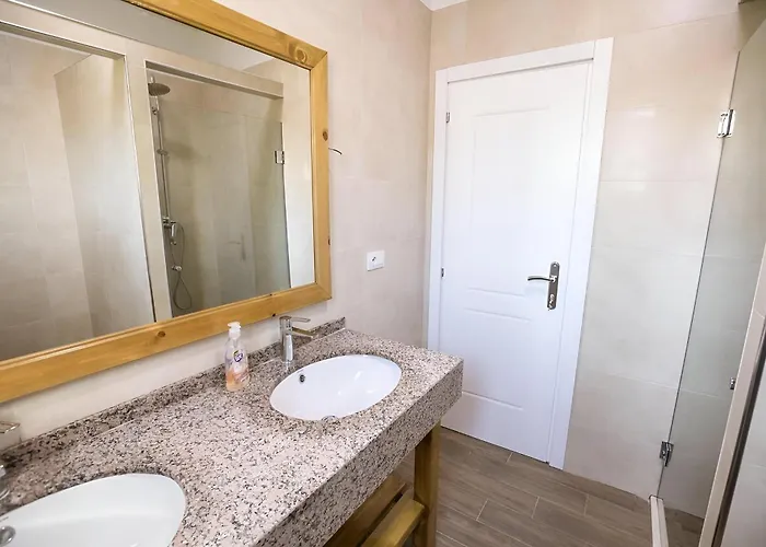 Hotel Sidi - Free Parking, Fast Wifi Connection And Breakfast Included 3*