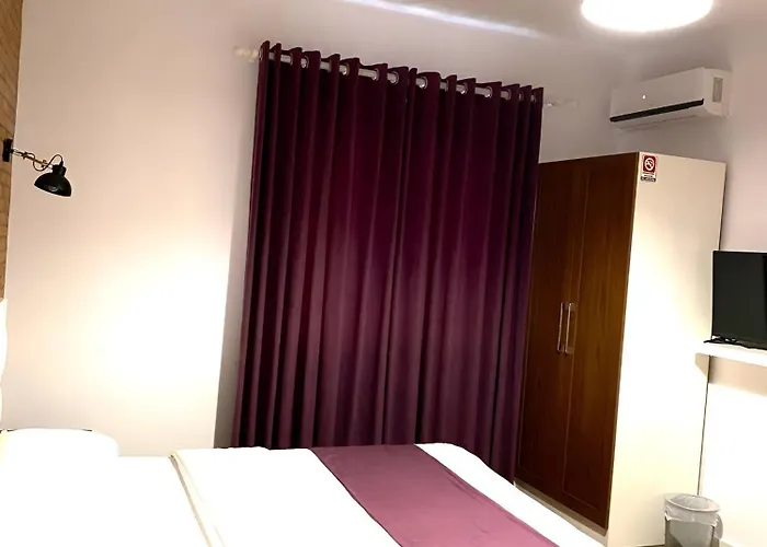 Hotel Sidi - Free Parking, Fast Wifi Connection And Breakfast Included 3*