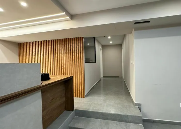 Sidi - Free Parking, Fast Wifi Connection And Breakfast Included 3* Tirana